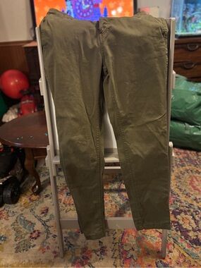 Olive Men's Slim Chino Pants